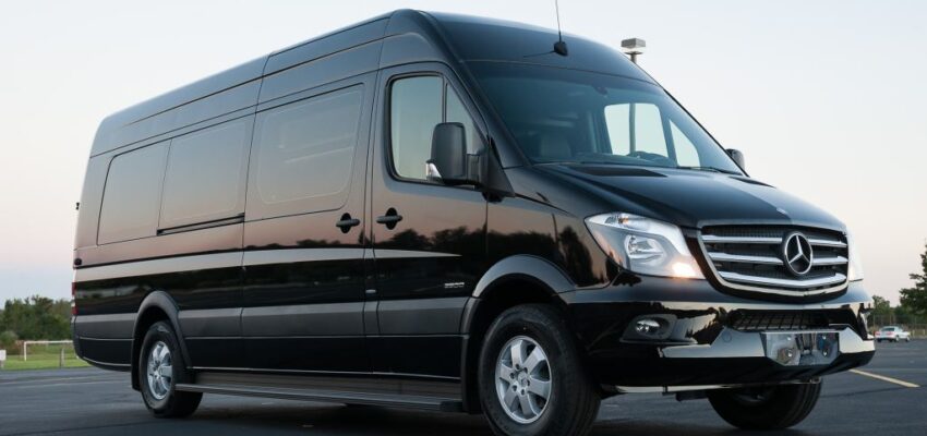 Lincoln Town Car Limo